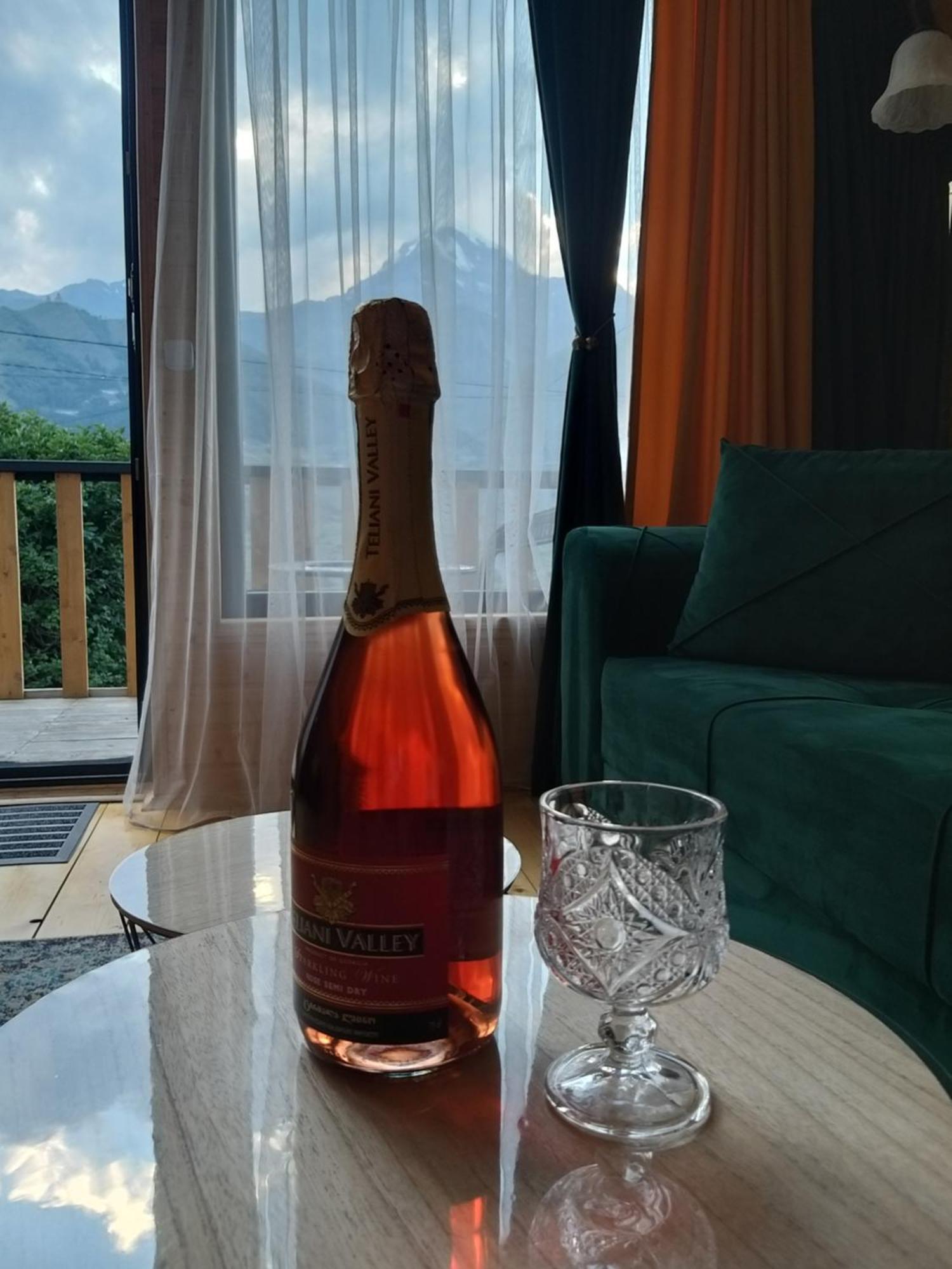 Emotion Kazbegi Apartman Kültér fotó