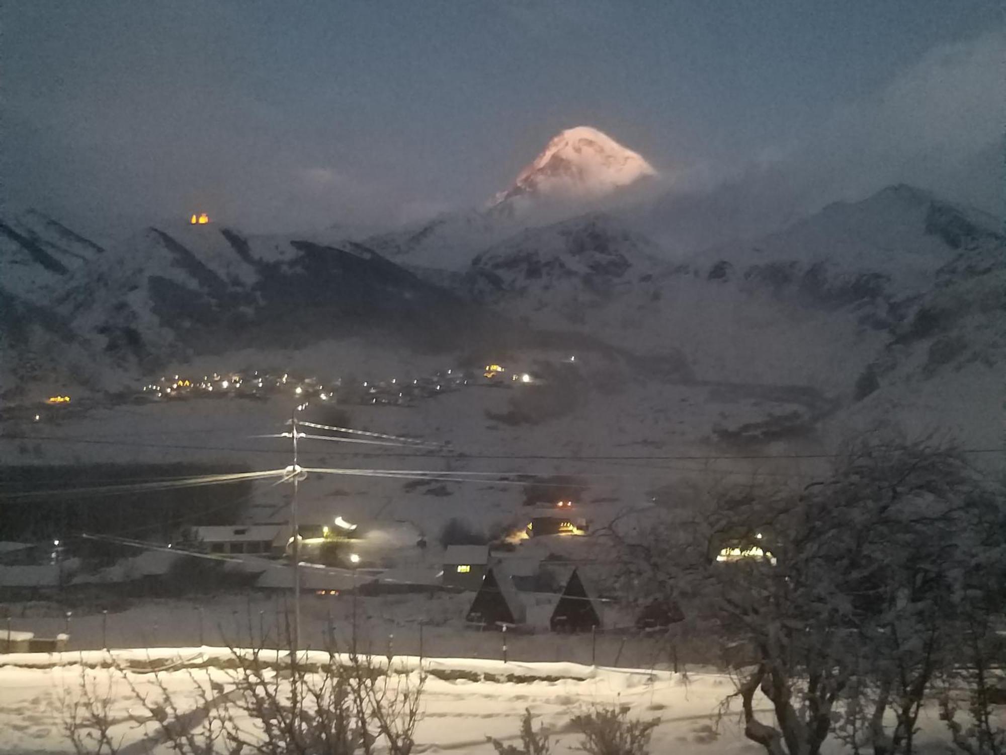 Emotion Kazbegi Apartman Szoba fotó